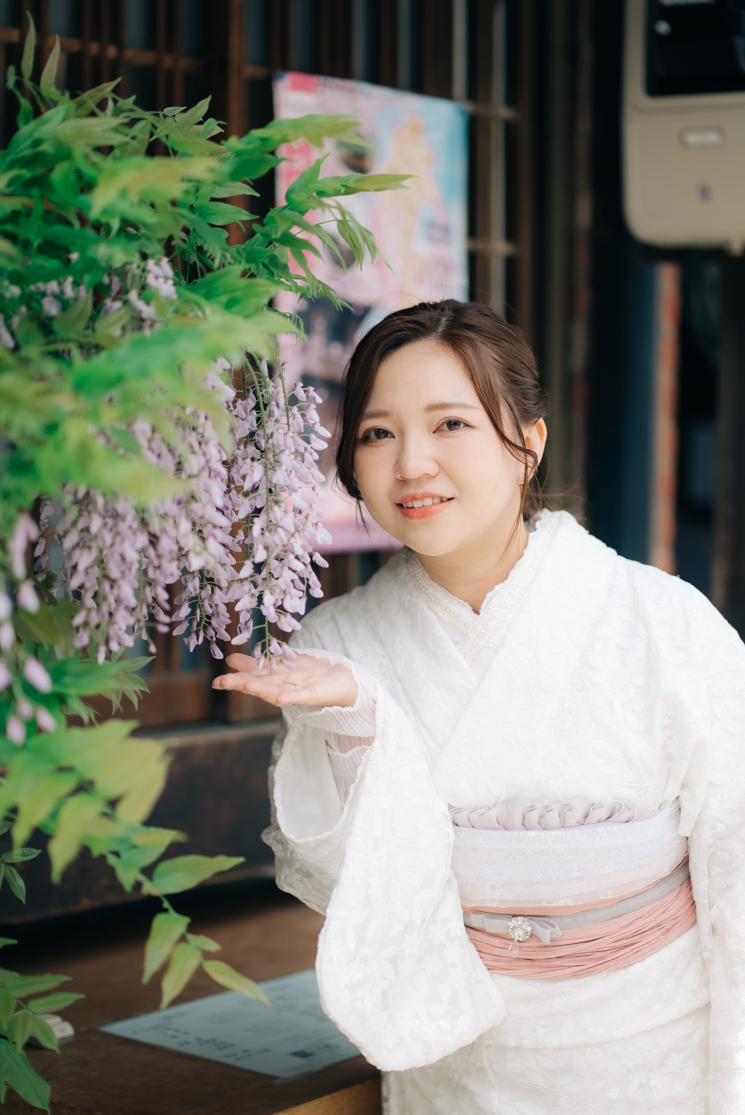 川越愛的低語:與 Luc 一起穿越時光之旅