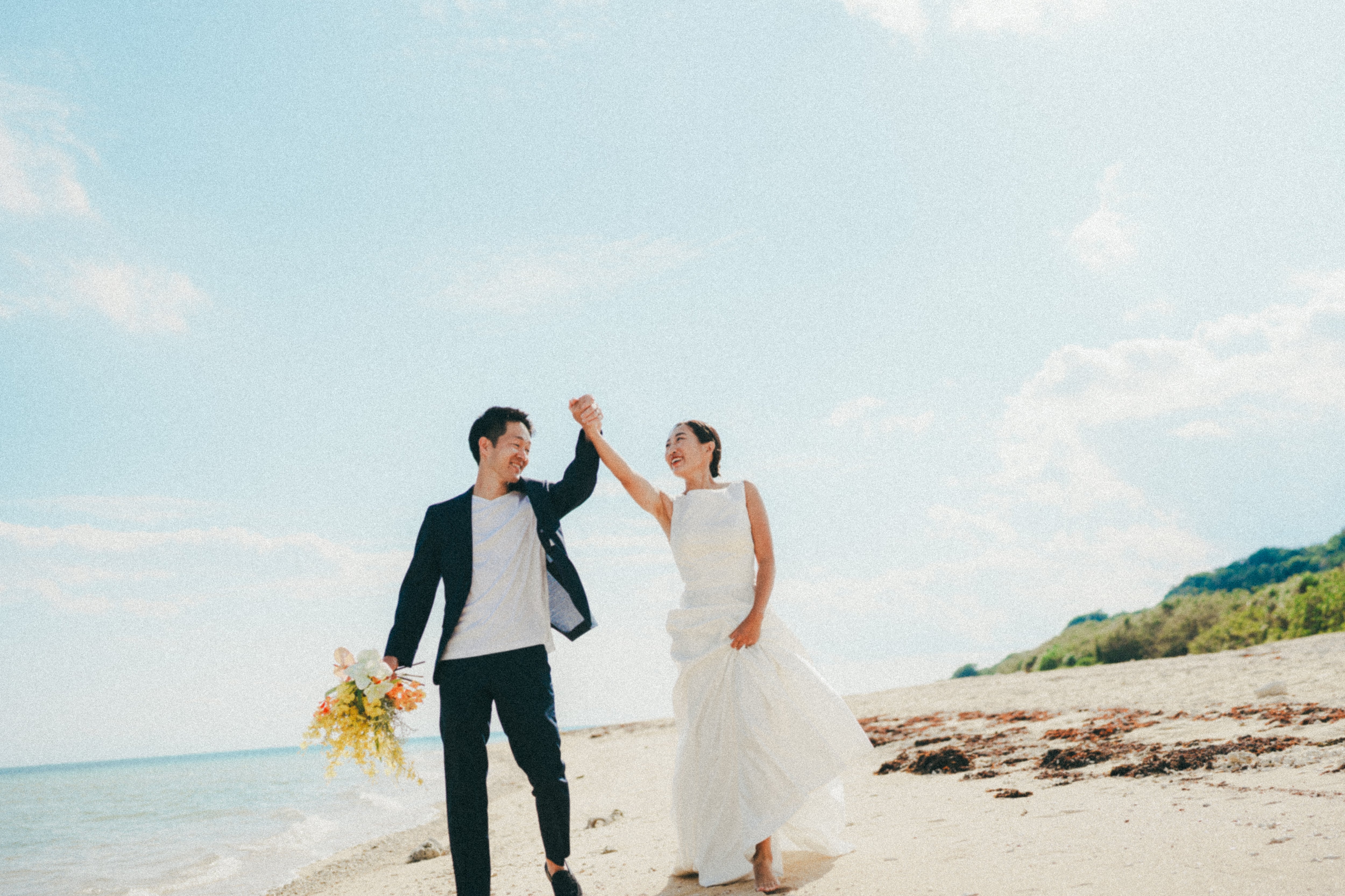 Daisuke 的沖繩婚紗攝影:愛與自然的完美結合