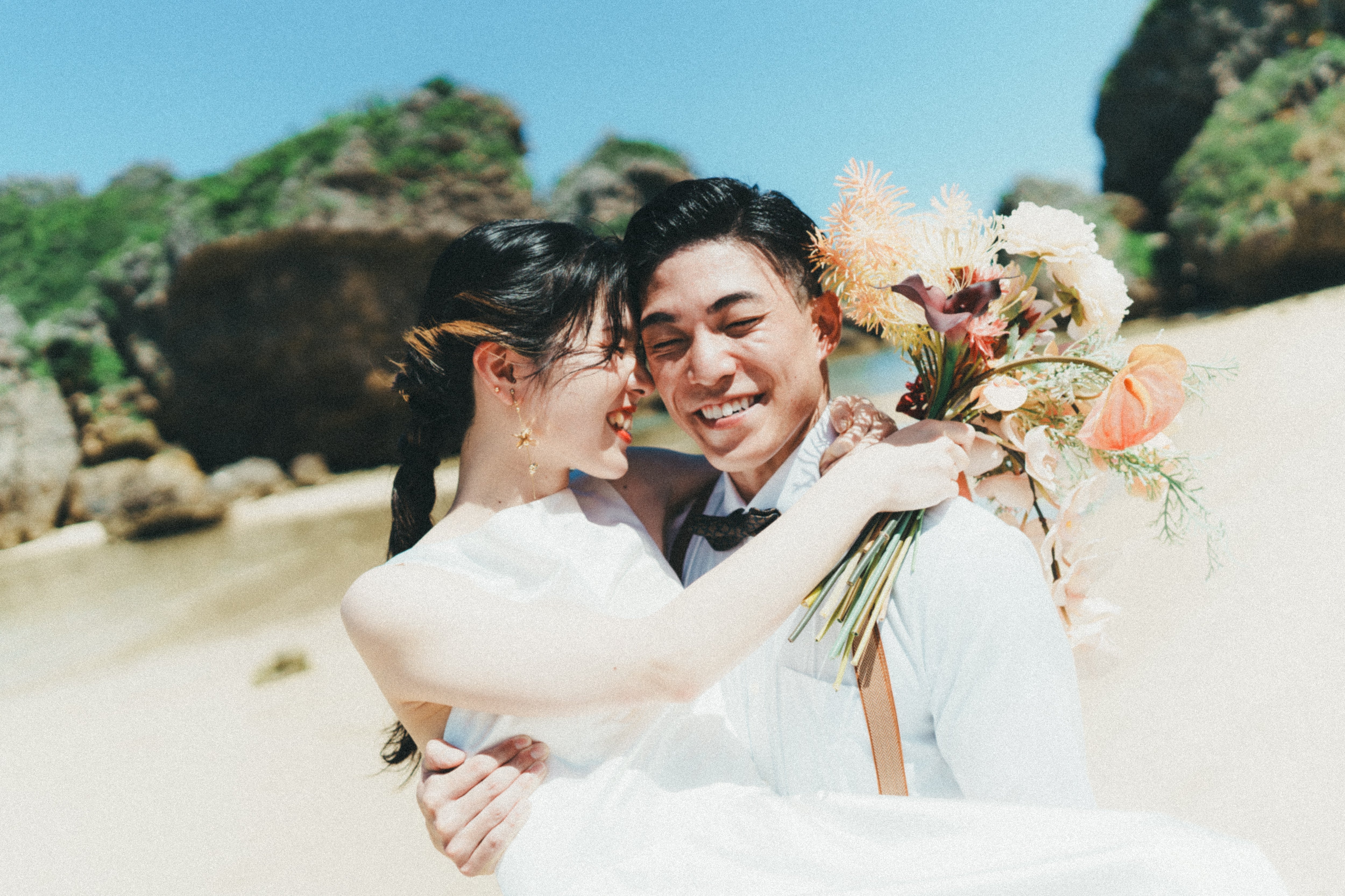 Daisuke 的沖繩婚紗攝影:愛與自然的完美結合