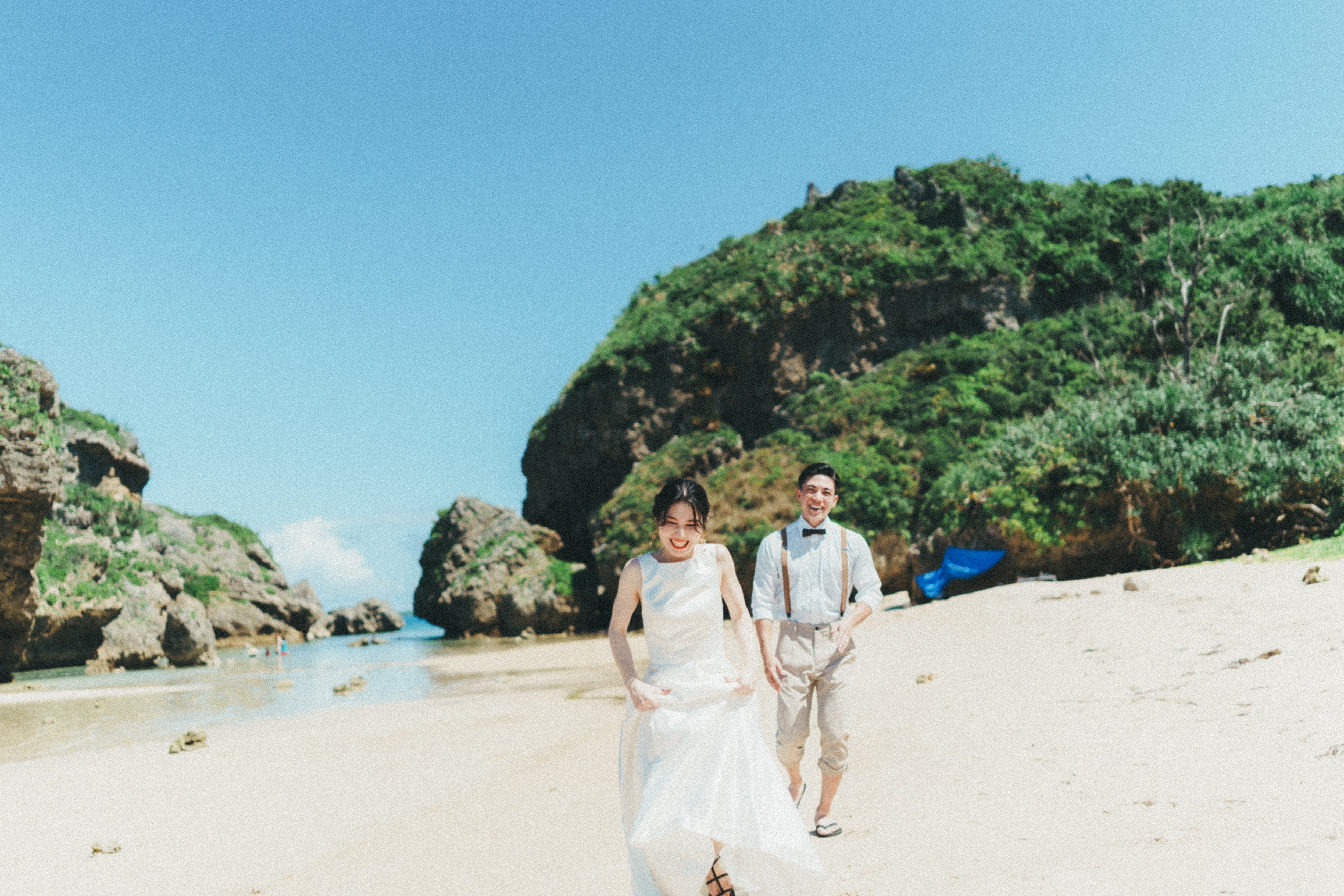 Daisuke 的沖繩婚紗攝影:愛與自然的完美結合