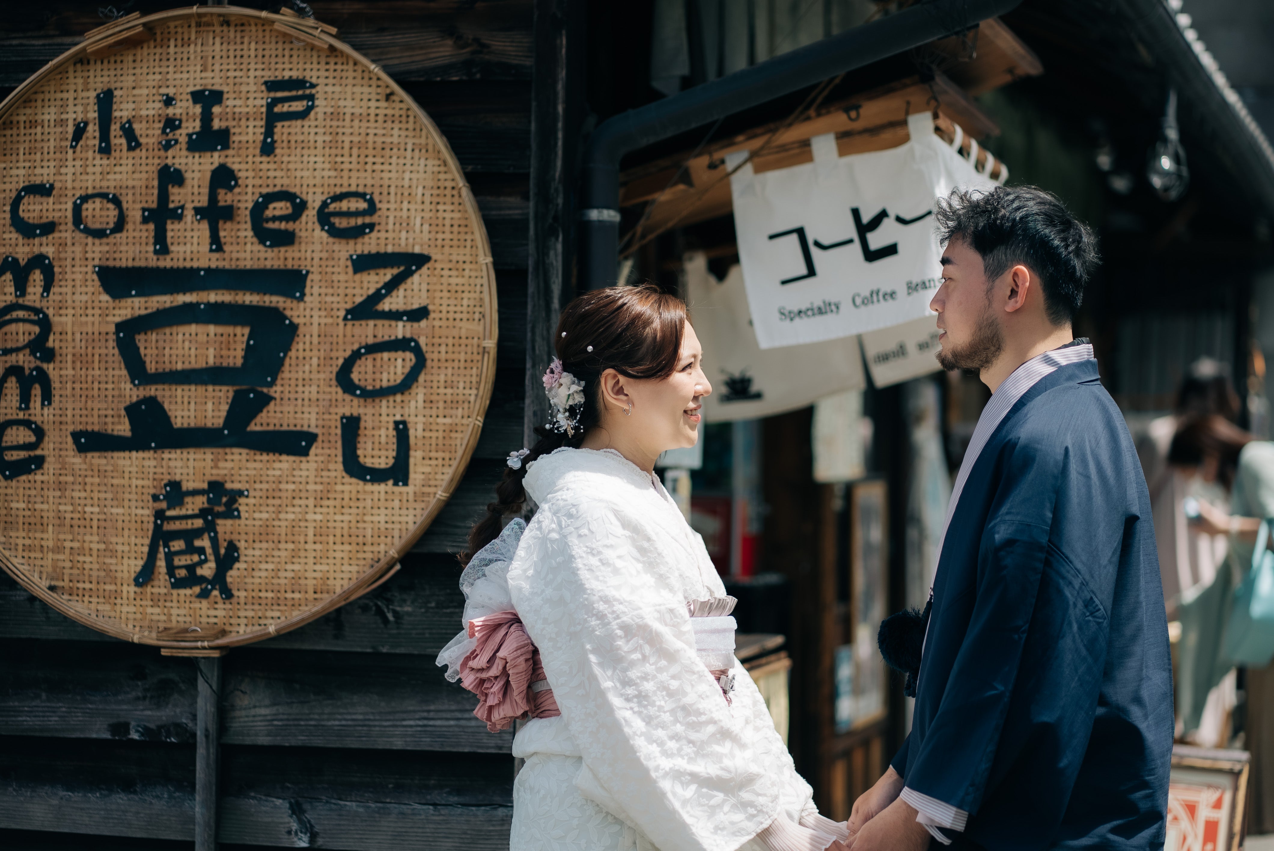 川越愛的低語:與 Luc 一起穿越時光之旅