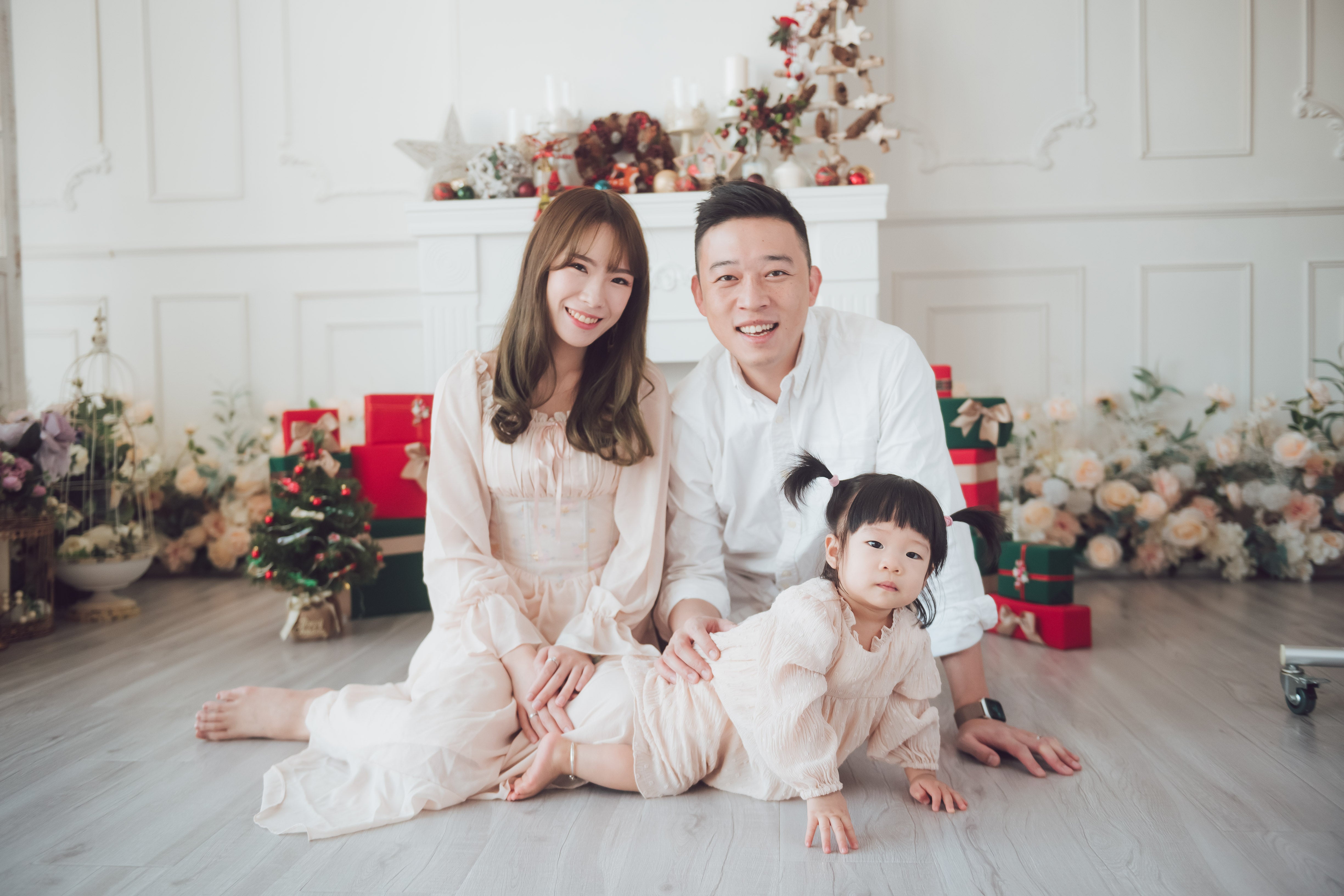 Hong Kong Family Photography | Victoria Dockside Photoshoot