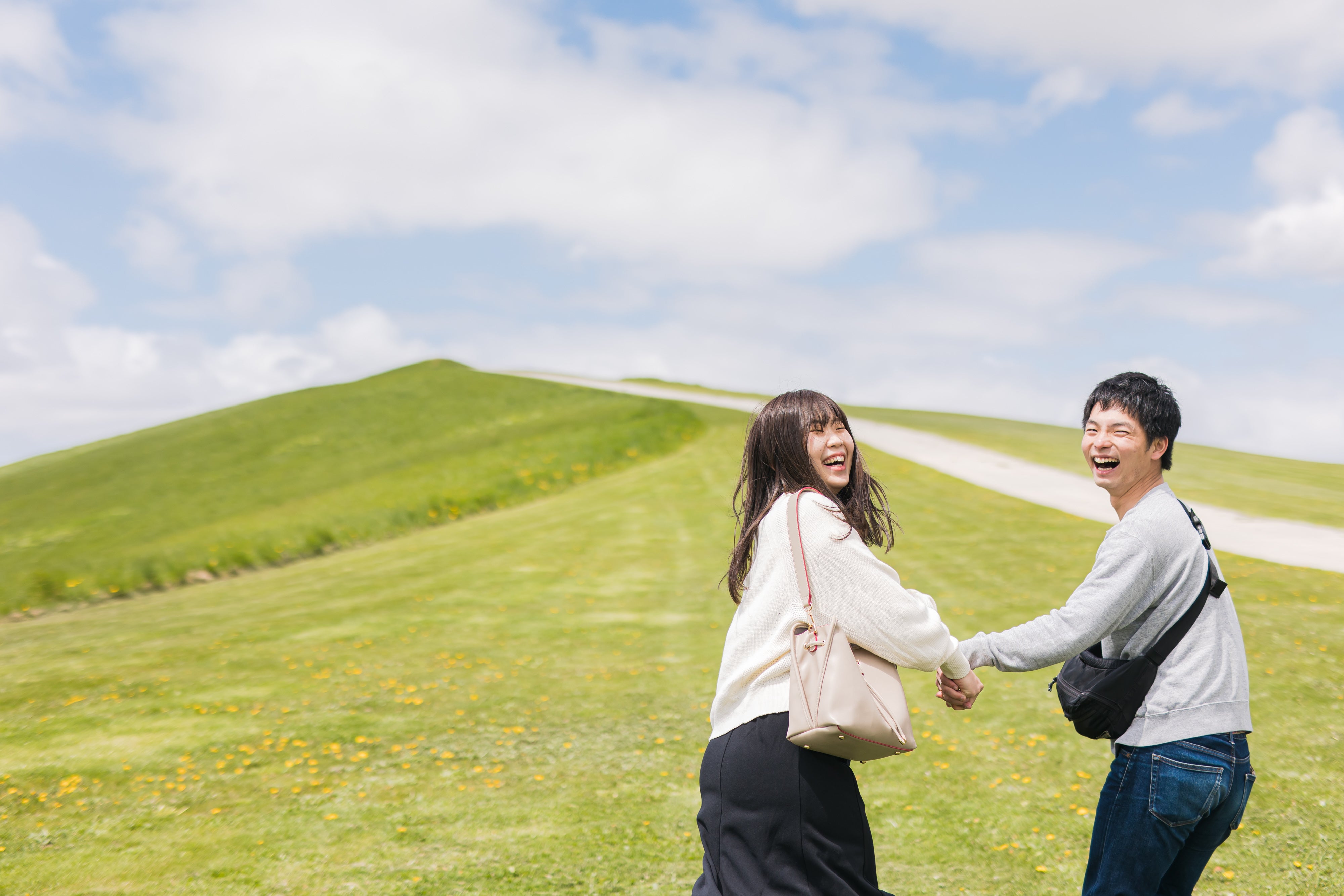 北海道札幌藻岩山公園的春日花卉仙境