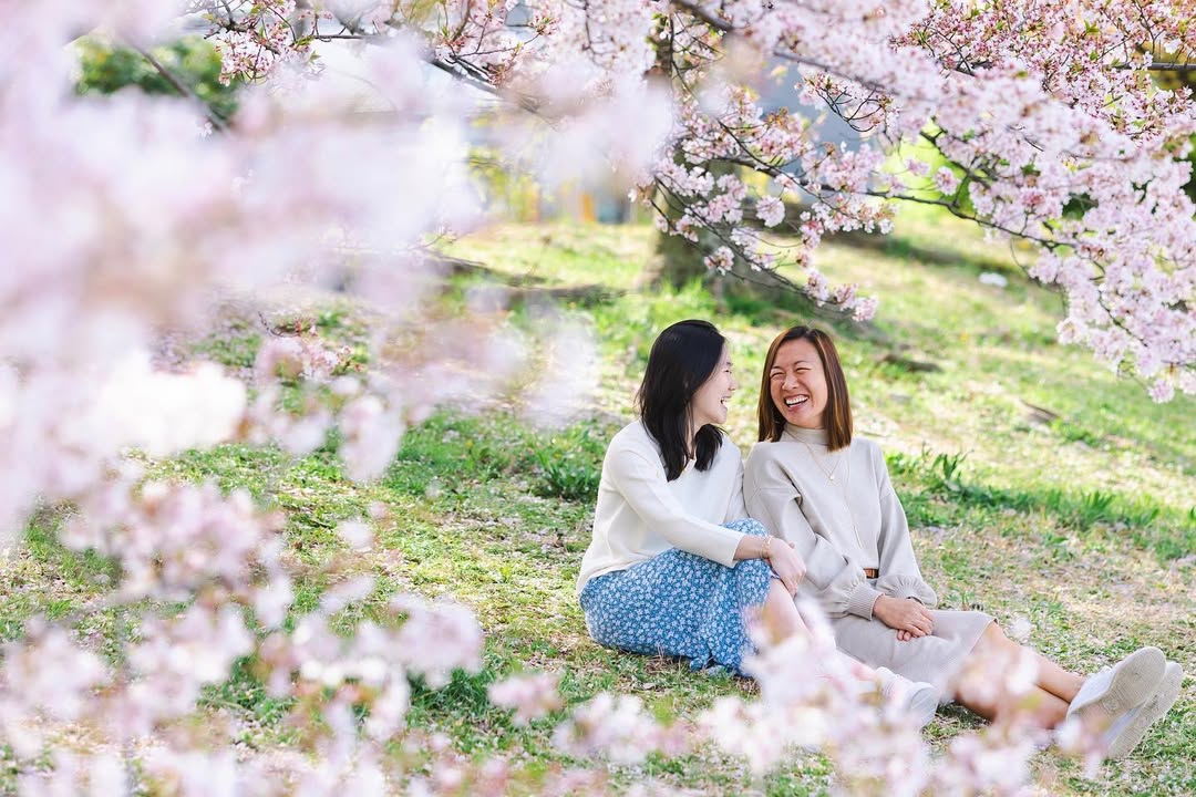北海道札幌櫻花樹下的家庭時光:Yuko為你捕捉愛的瞬間