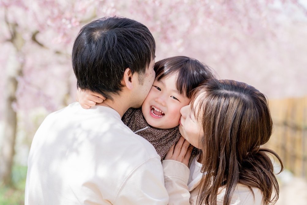 廣島櫻花樹下:Ericka捕捉珍貴家庭時刻
