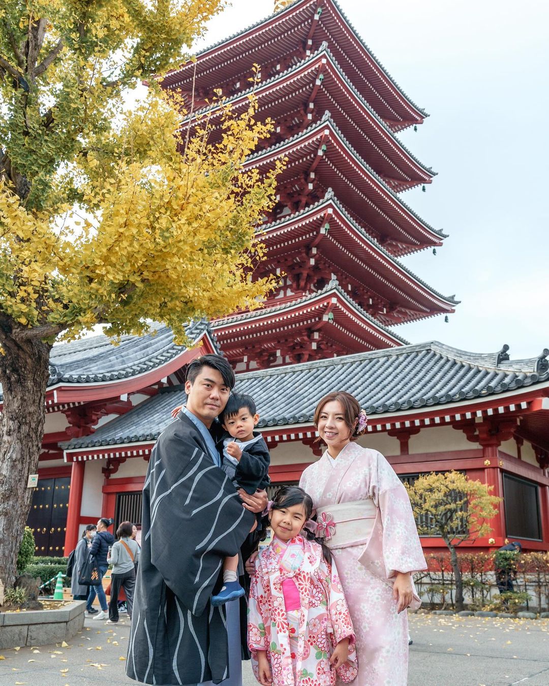 與Yuho在東京淺草觀音寺的家庭攝影之旅