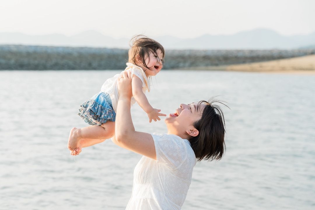 陽光與海灘:Ericka廣島家庭攝影
