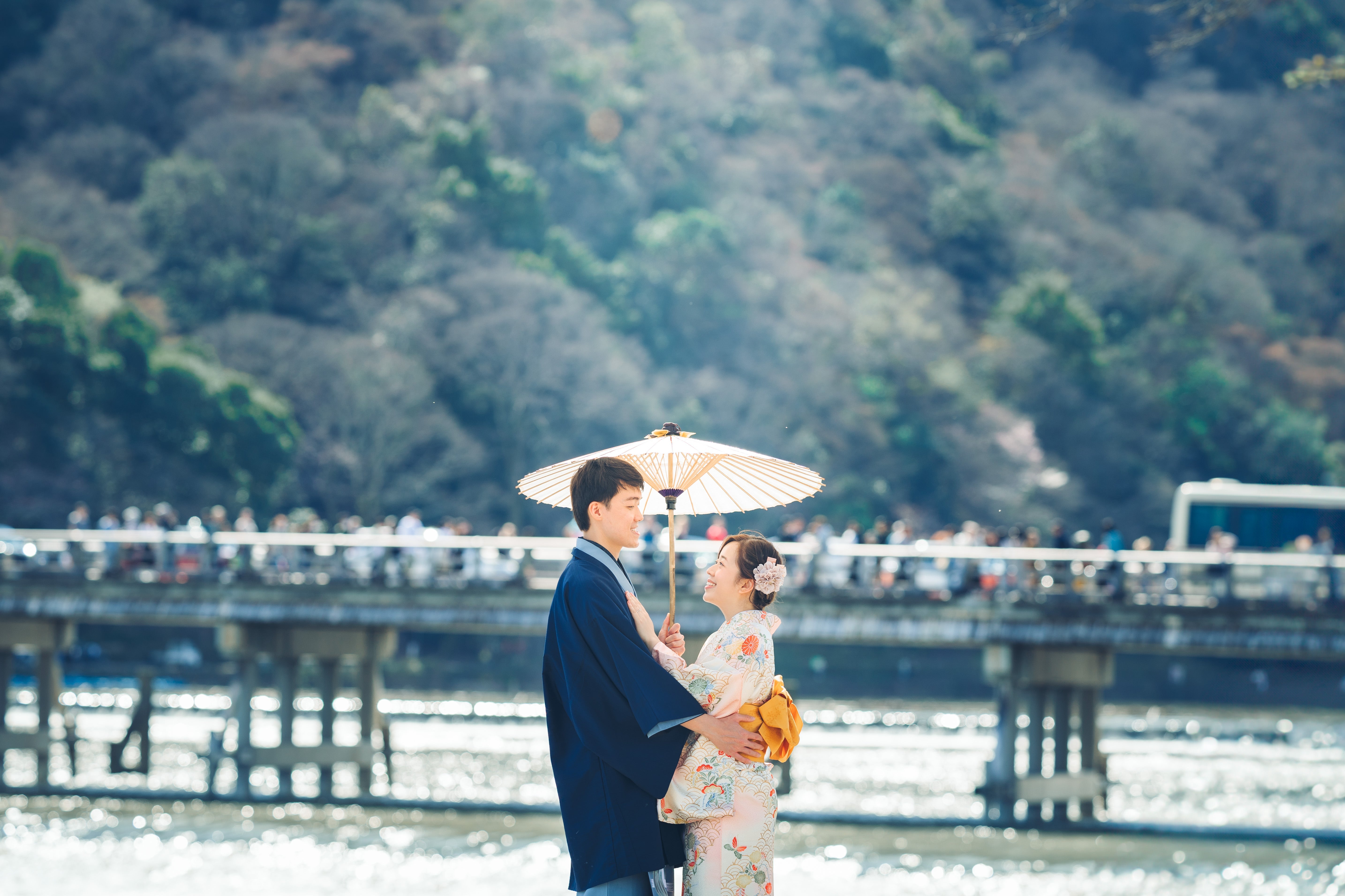 嵐山浪漫時刻:與Oshima的情侶攝影體驗