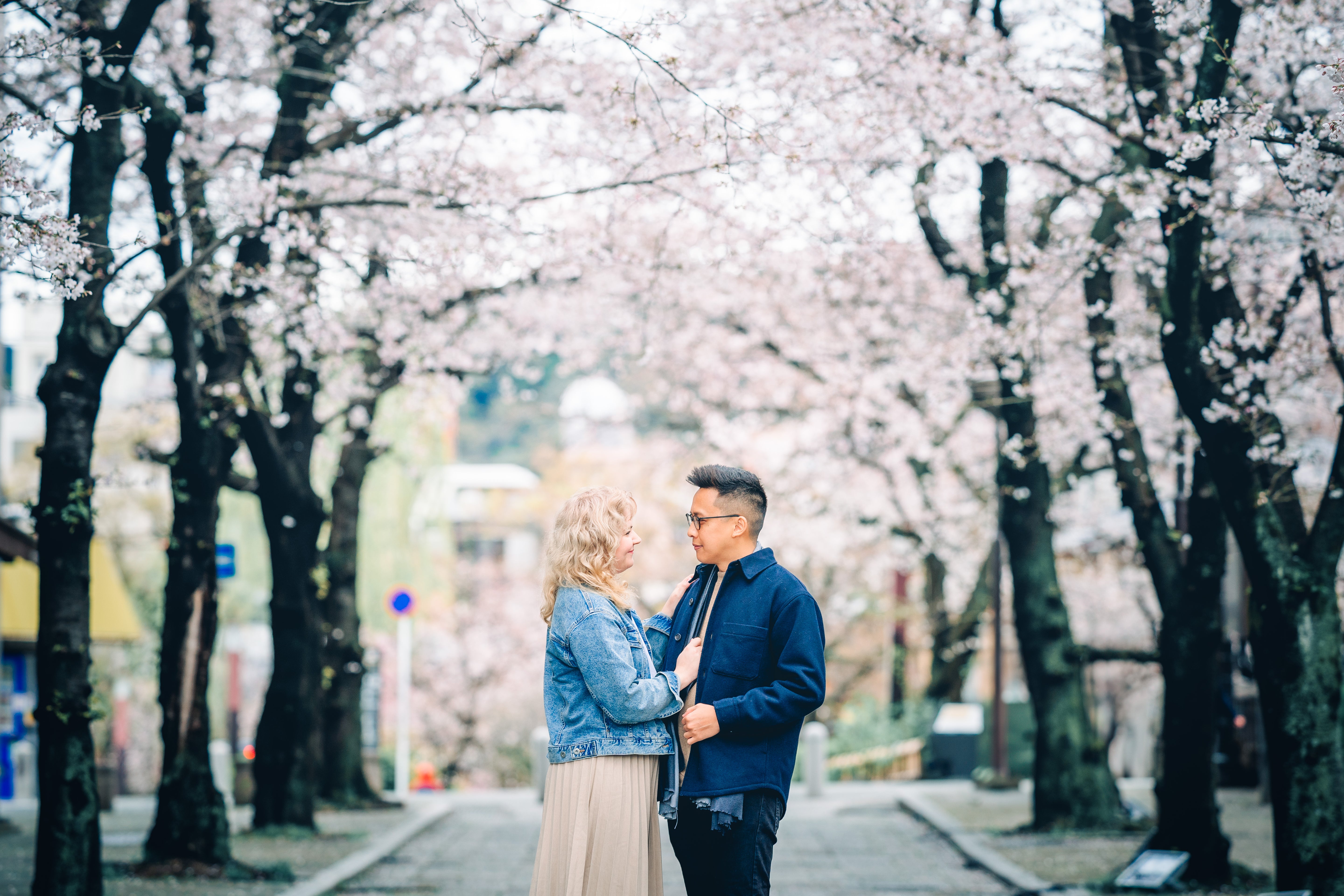 嵐山浪漫時刻:與Oshima的情侶攝影體驗