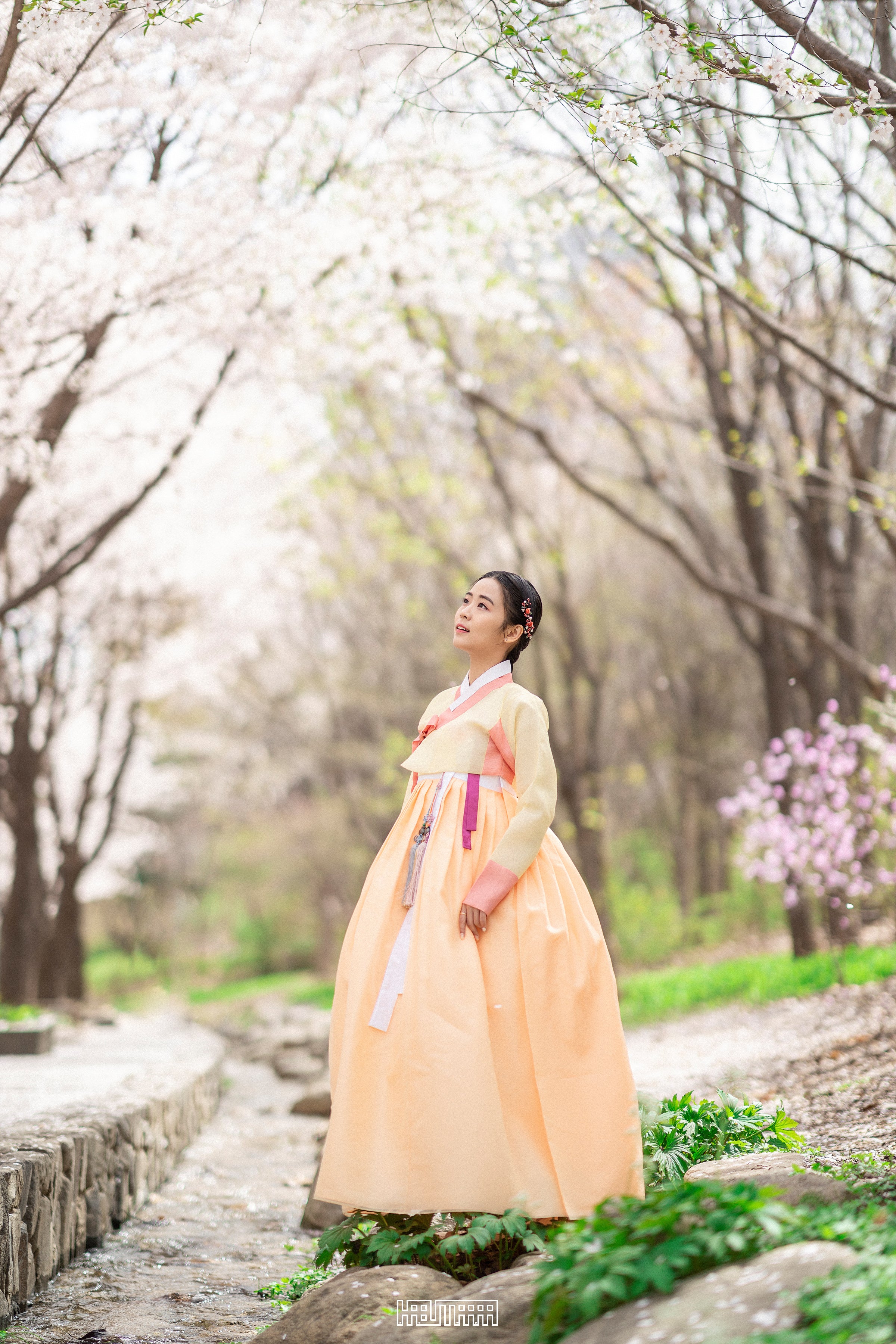 Traditional Village Photography | Gyeongbokgung Palace Photoshoot