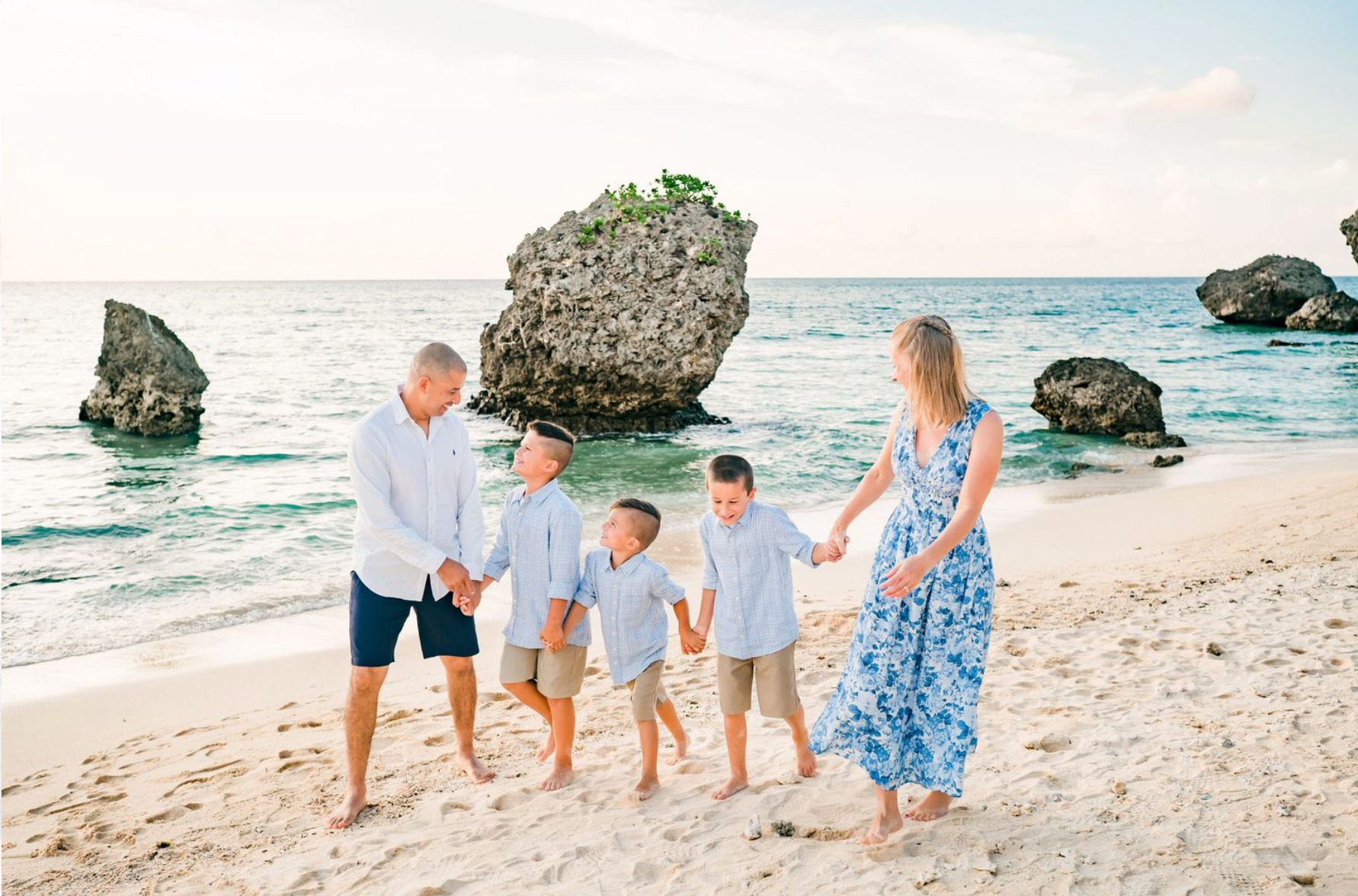 Okinawa Photographer Booking | Family Vacation Photography