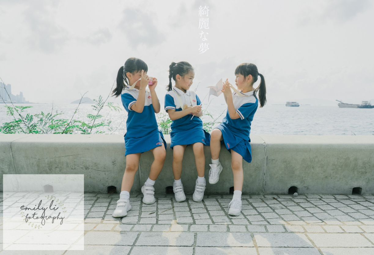 Outdoor Family Moments Photos