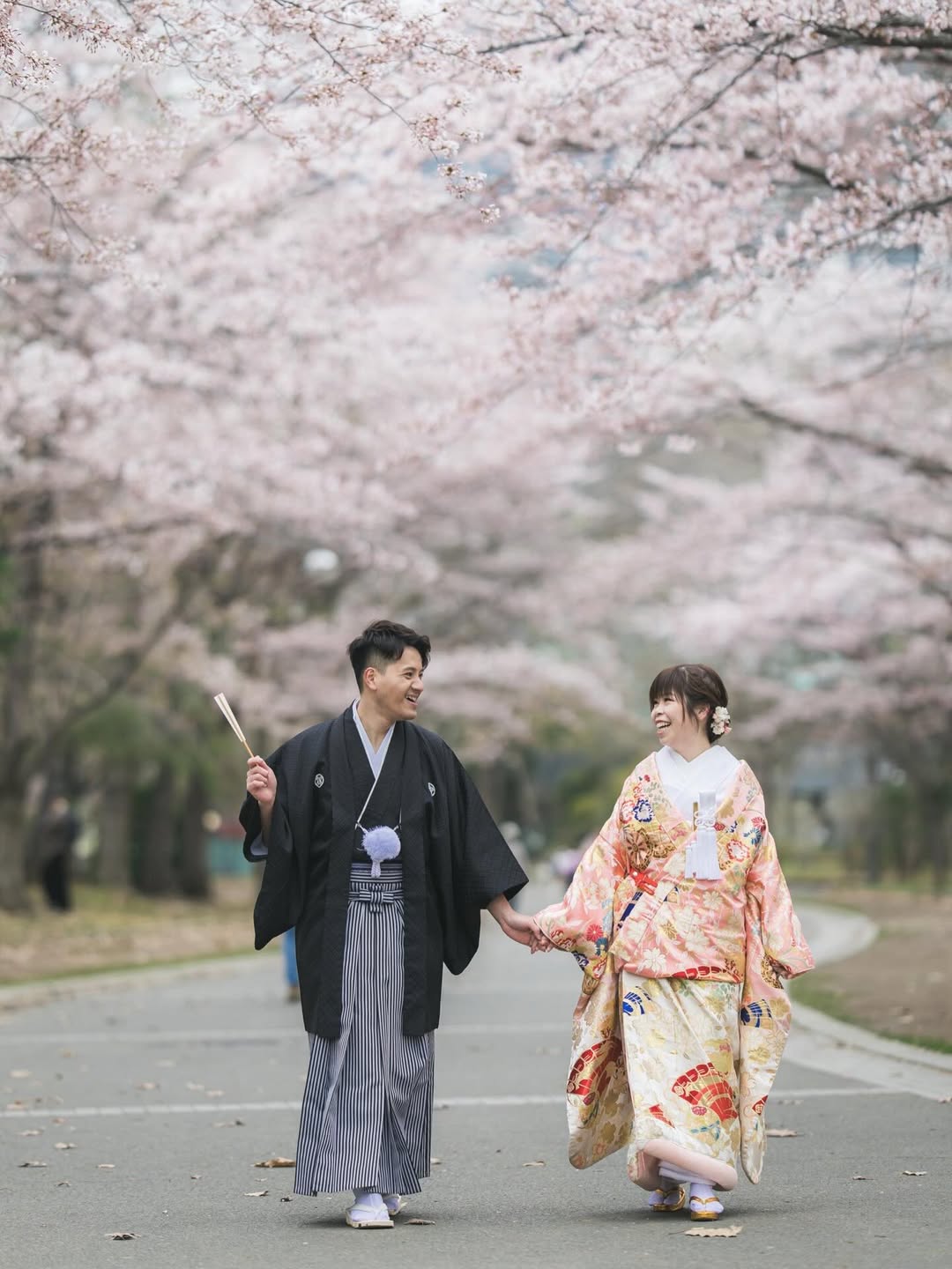 北海道春夏光影下的求婚時刻：與 Tota 見證愛的開始