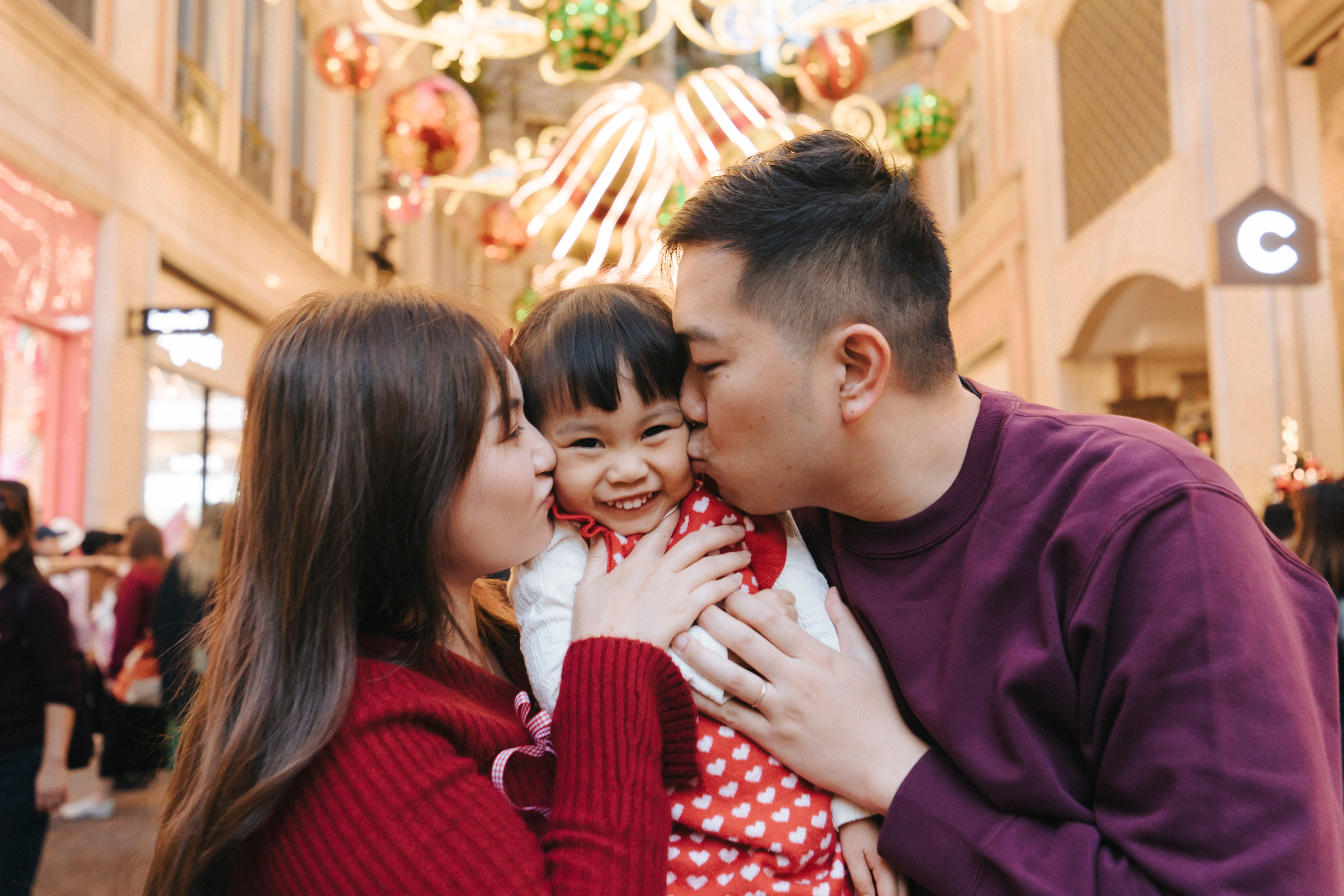 執手相伴，香港為家 : Leo 鏡頭下的家庭時光