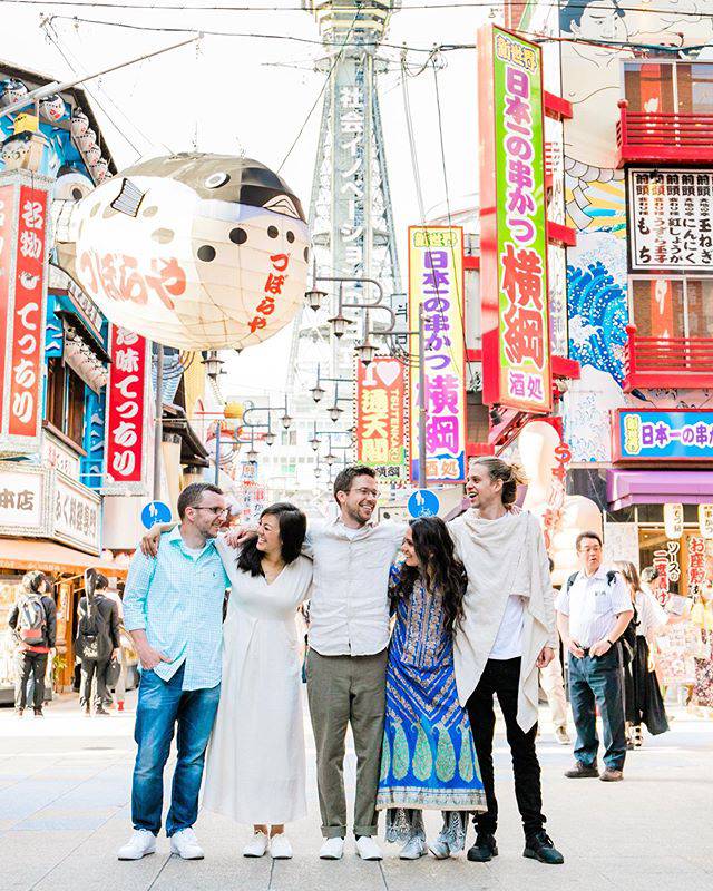 Osaka's Towering Faimly Photos