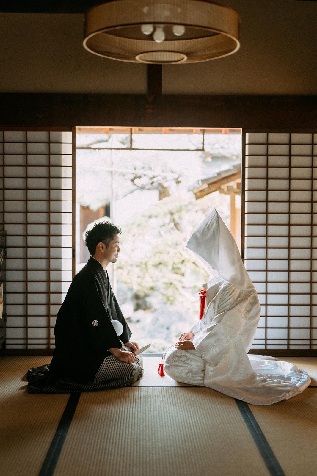 在大阪的城市光影中許下永遠：Taichi 婚紗寫真體驗