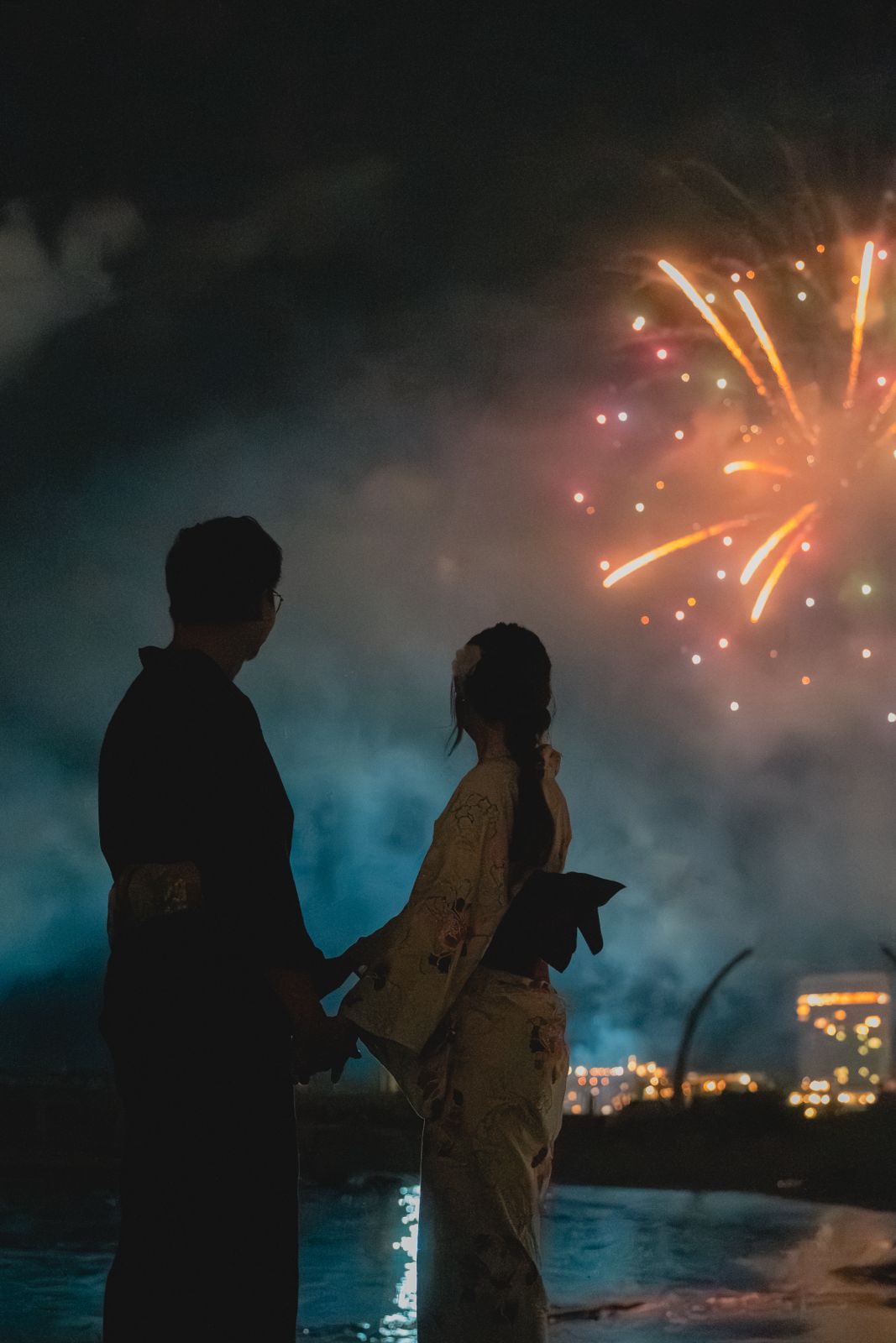 那一夜，熱海見證了我們的永恆：熱海煙火求婚攝影體驗