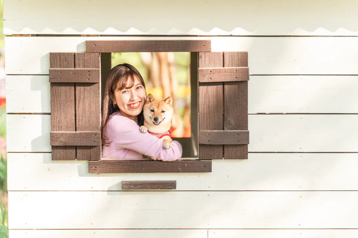 動物護理出身的Chika 在東京捕捉溫馨寵物時光