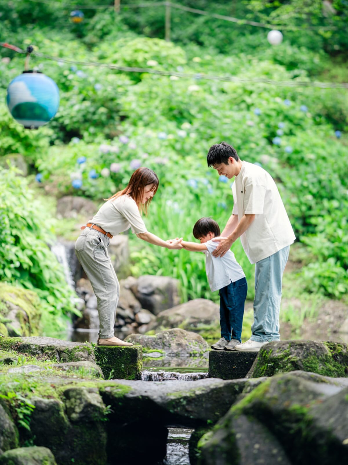 繁體中文： 在輕井澤放慢腳步，珍藏一家人的美好時光：Tabi 家庭寫真體驗